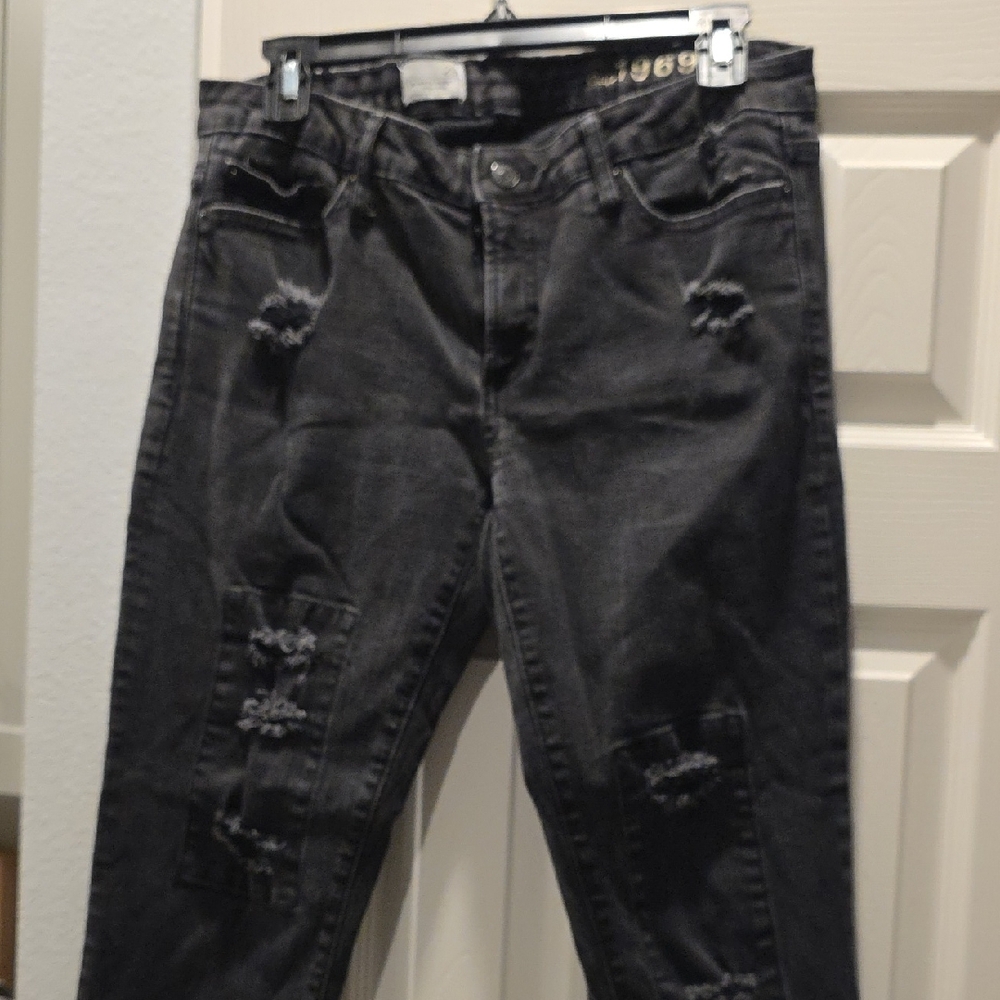 GAP Black Skinny Jeans with Distressed Details
